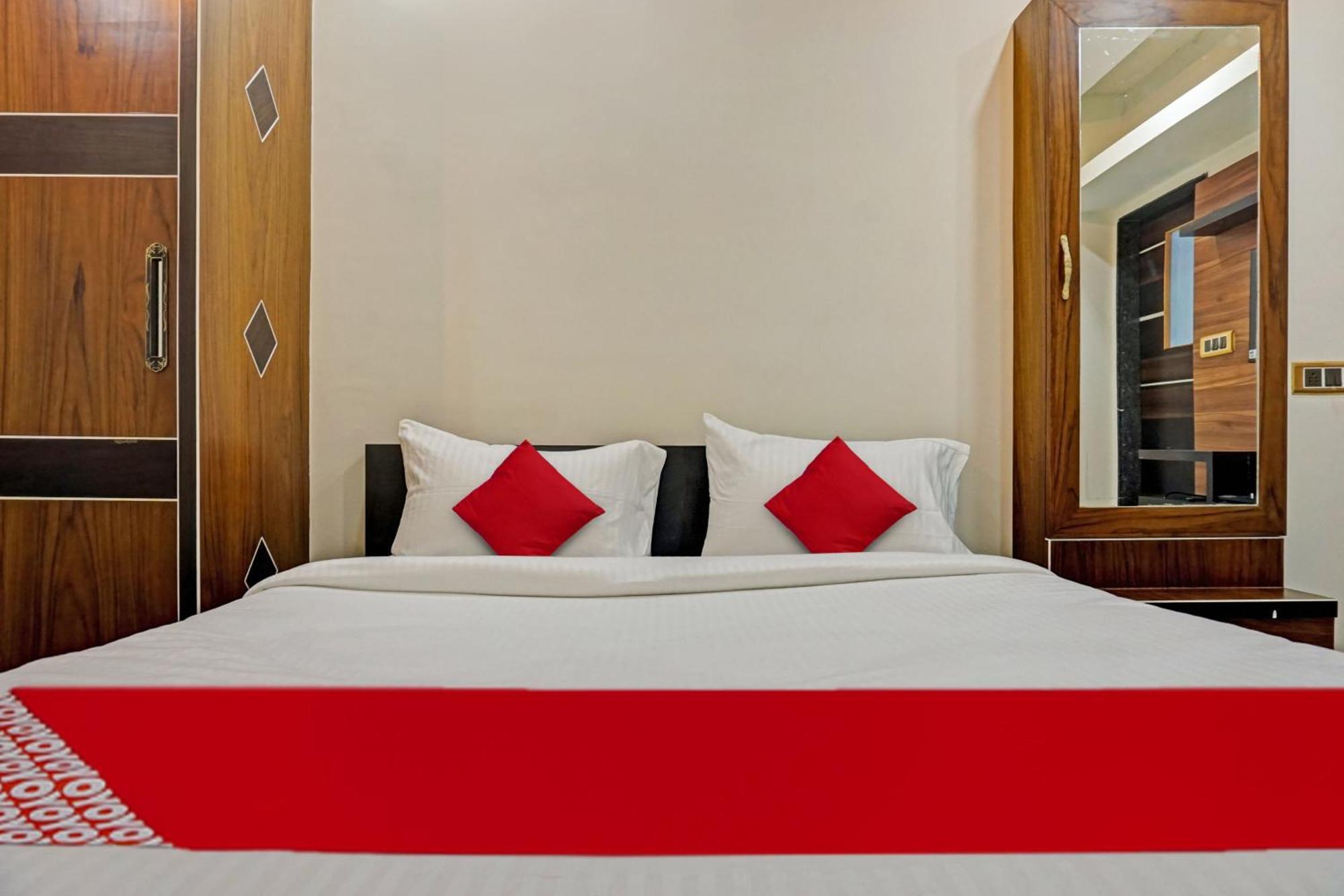 Hotel O Classic Square Pune Exterior foto